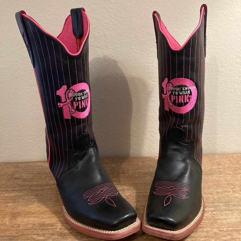 Twisted X Breast Cancer Awareness Cowboy Boots